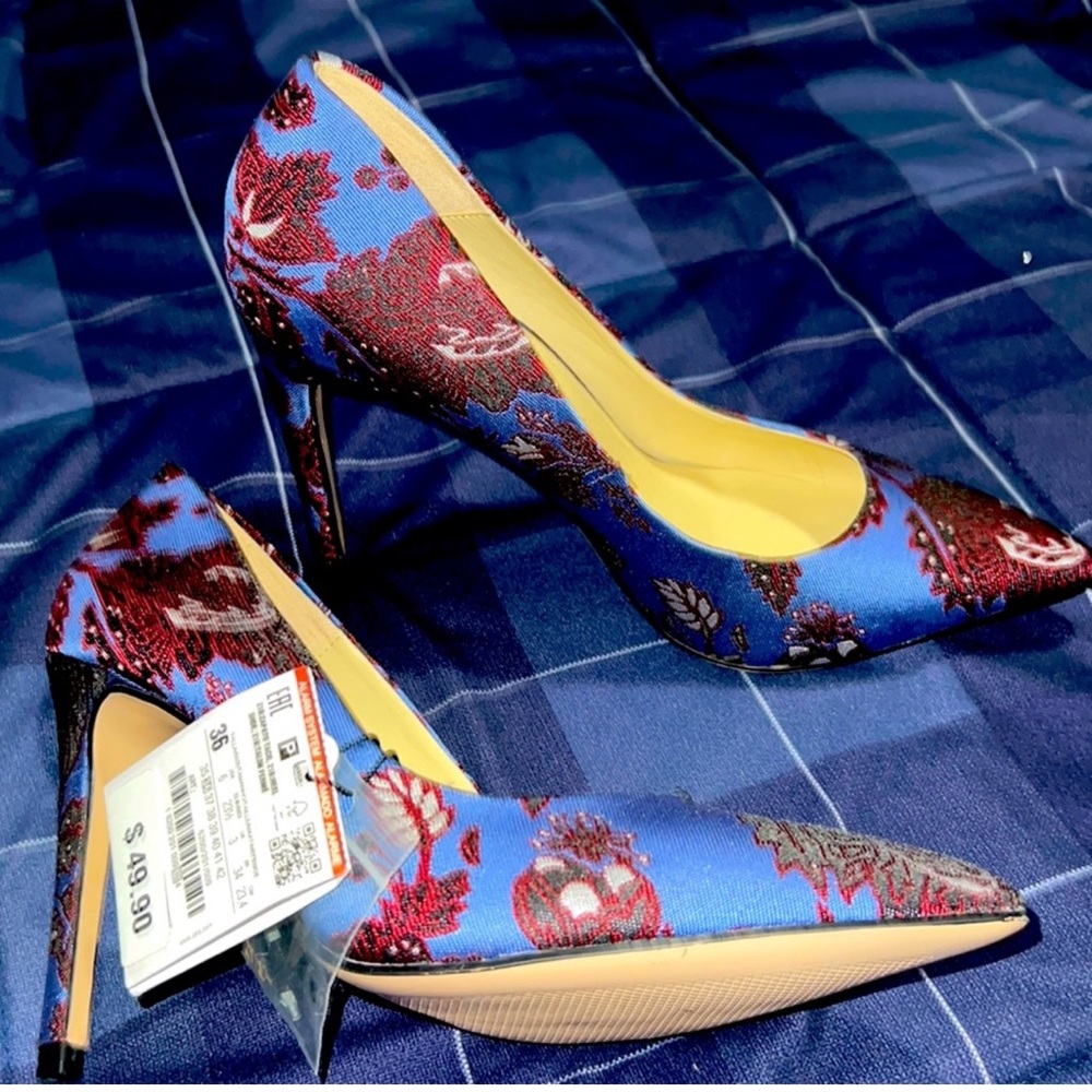 Zara blue heels